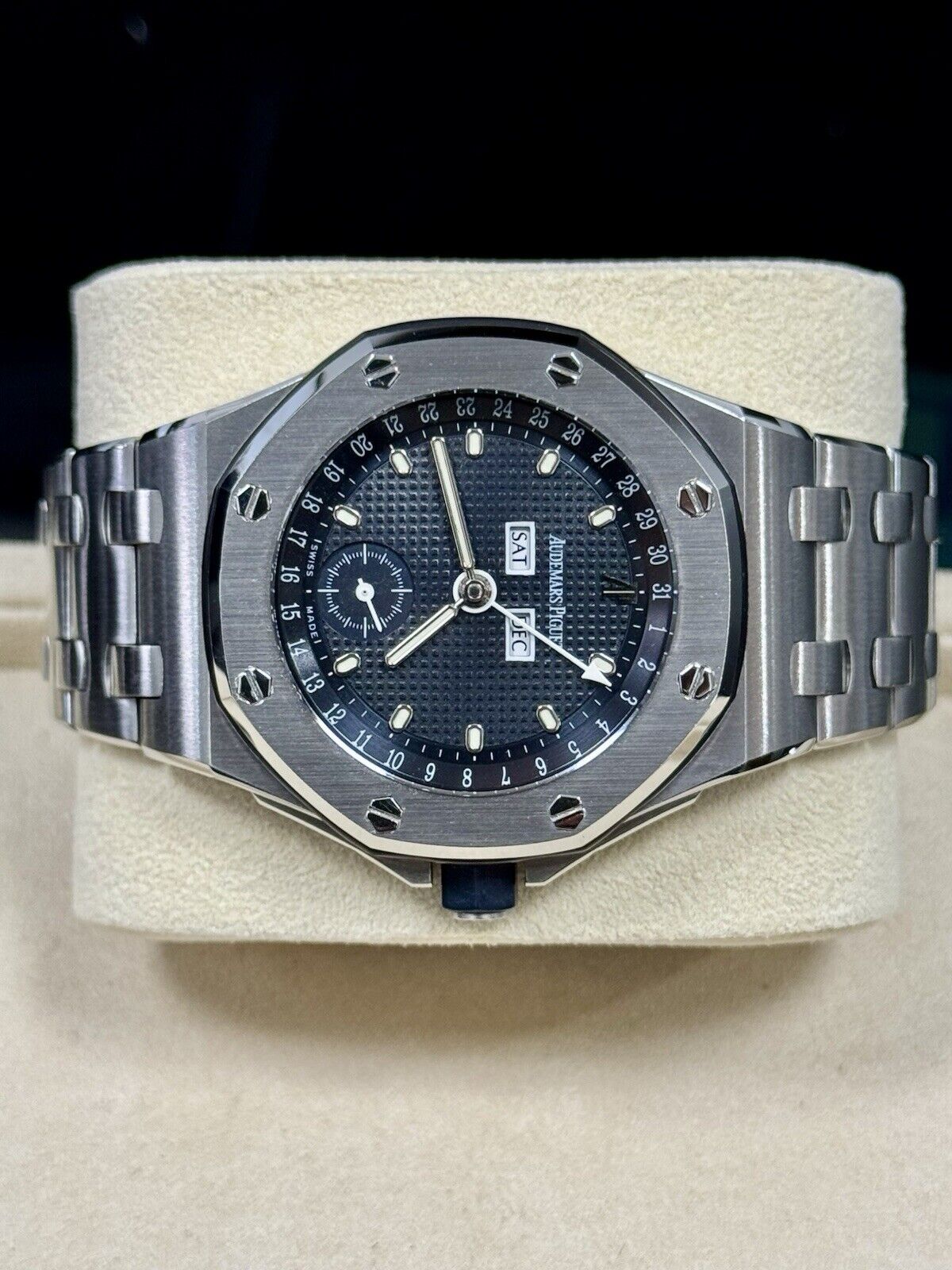 Audemars Piguet Offshore Triple Calendar 25807ST. 38mm Excellent Condition Rare