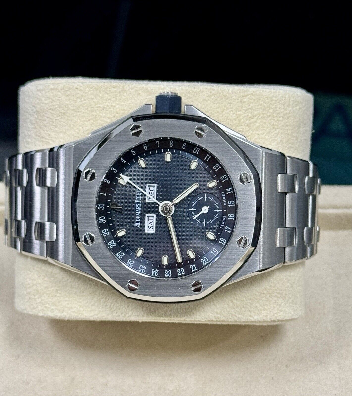 Audemars Piguet Offshore Triple Calendar 25807ST. 38mm Excellent Condition Rare
