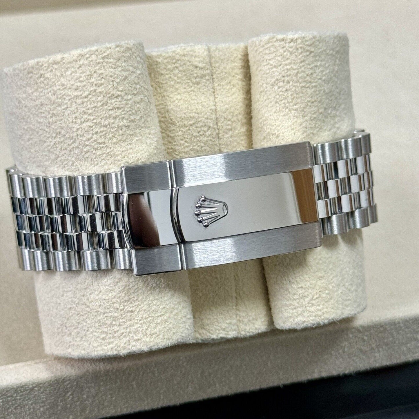 Rolex Datejust 36 Mint Green 126200. Smooth Bezel. 2023 Full Set Box & Papers