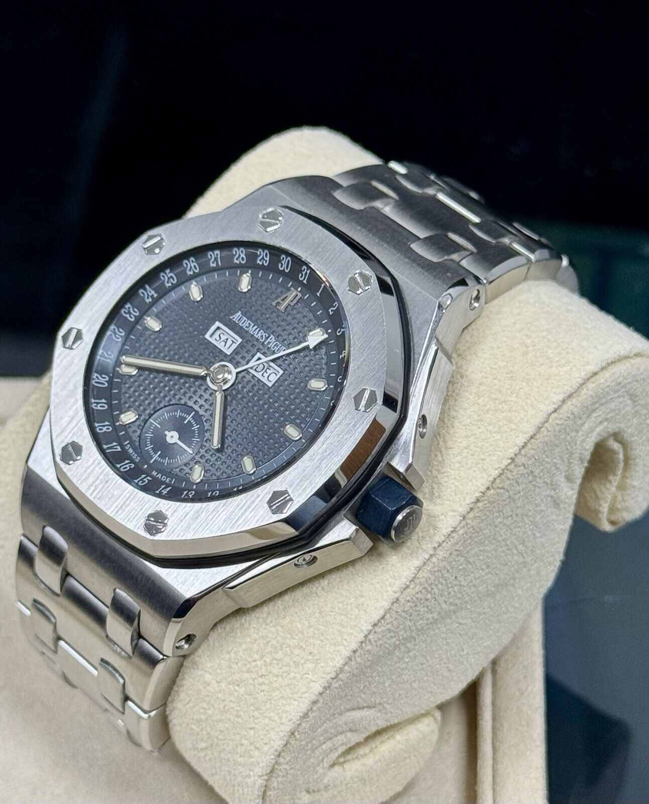 Audemars Piguet Offshore Triple Calendar 25807ST. 38mm Excellent Condition Rare