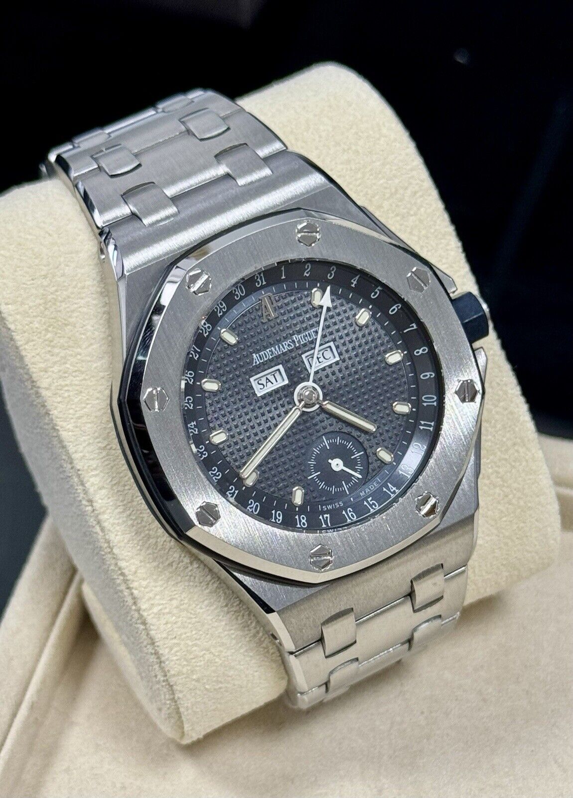Audemars Piguet Offshore Triple Calendar 25807ST. 38mm Excellent Condition Rare