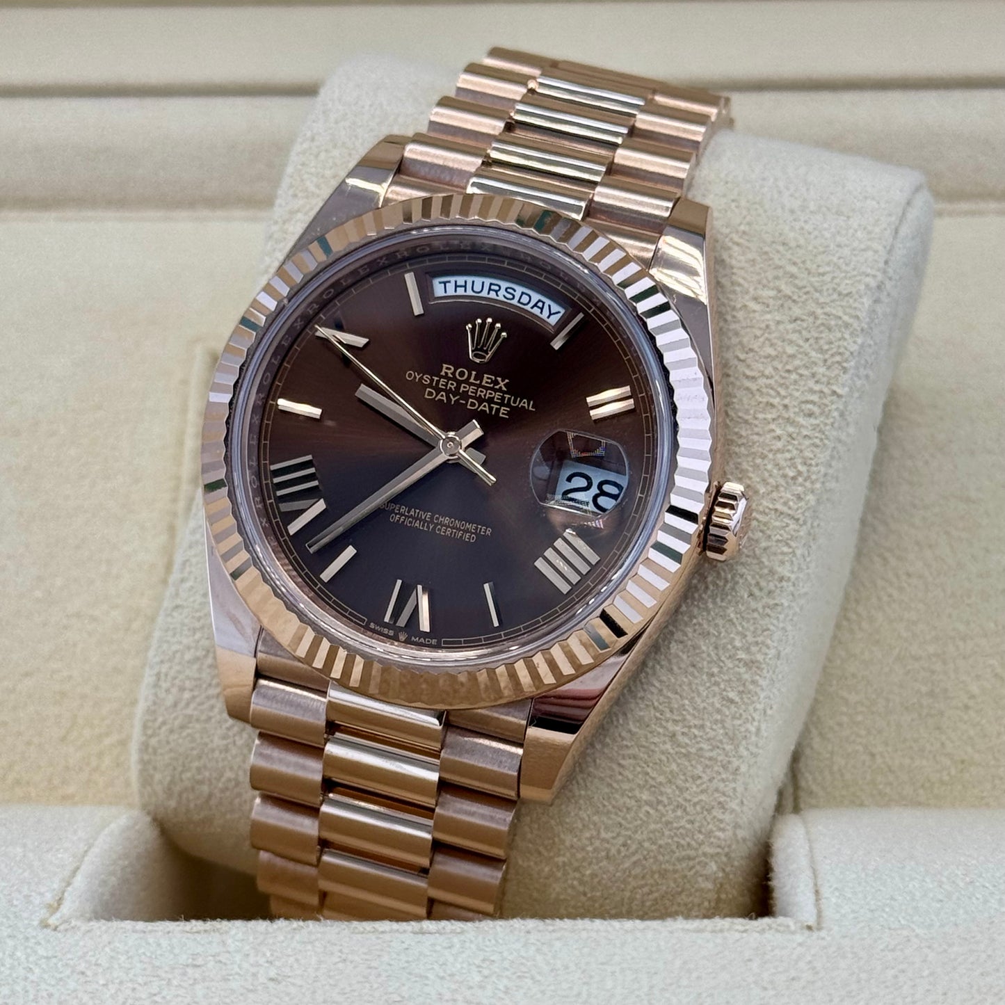 Rolex Day Date 40 Rose Gold Chocolate Roman. 2023 Full Set