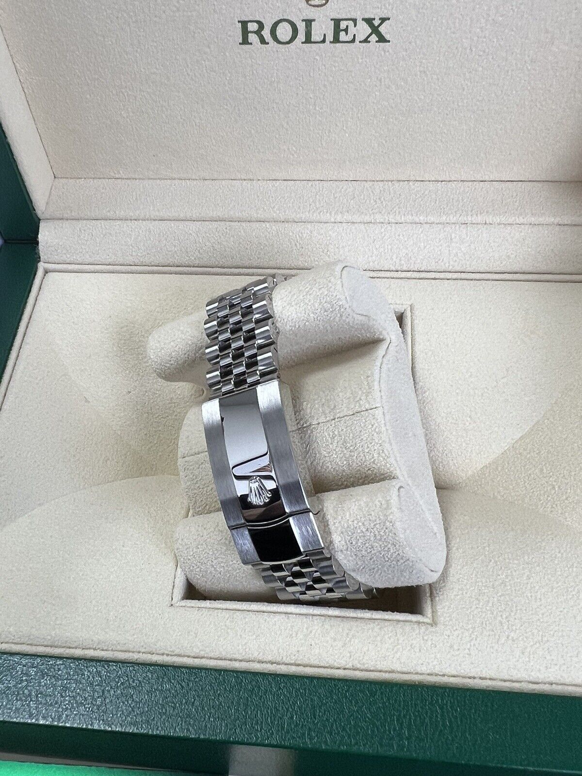 Rolex Datejust 36 Wimbledon - Jubilee / Fluted. 126234. Full Set 2023 Brand New