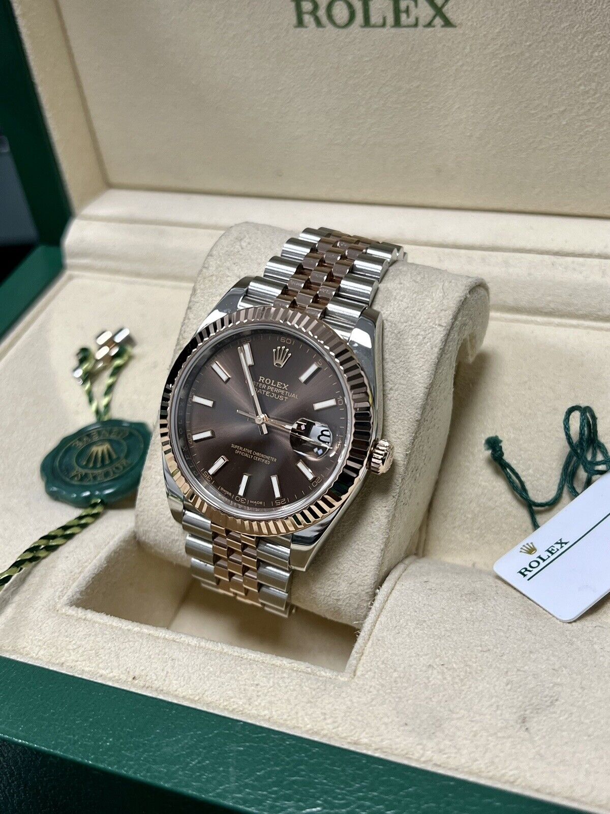 Rolex Datejust 41 126331 Chocolate Steel & Rose Gold Jubilee 2016 Box Papers