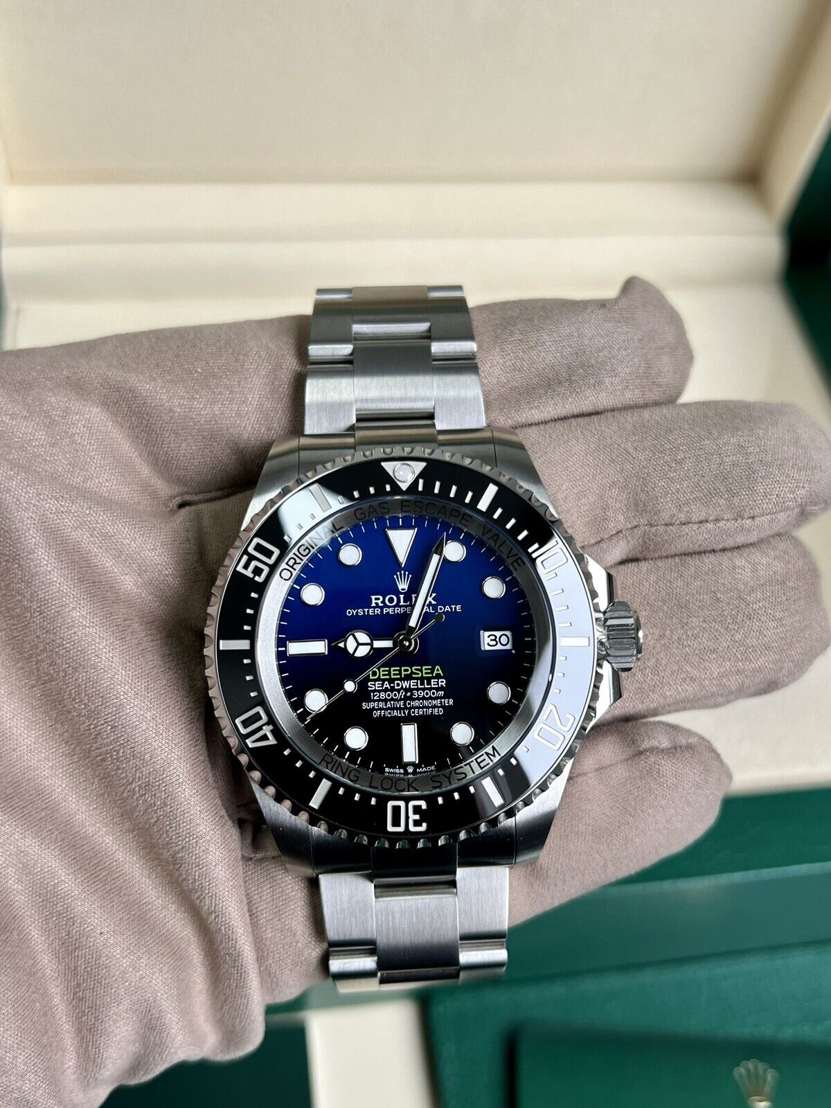 Rolex James Cameron Sea Dweller Deepsea - 136660. Brand New 2023 Box & Papers