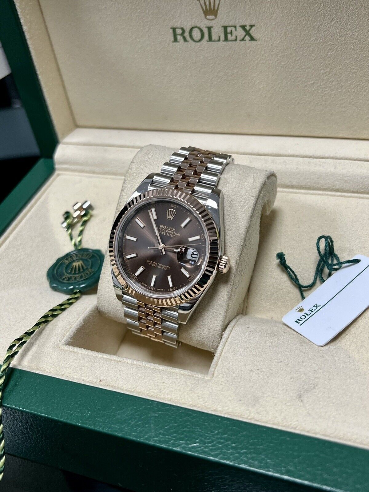 Rolex Datejust 41 126331 Chocolate Steel & Rose Gold Jubilee 2016 Box Papers