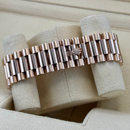 Rolex Day Date 40 Rose Gold Chocolate Roman. 2023 Full Set