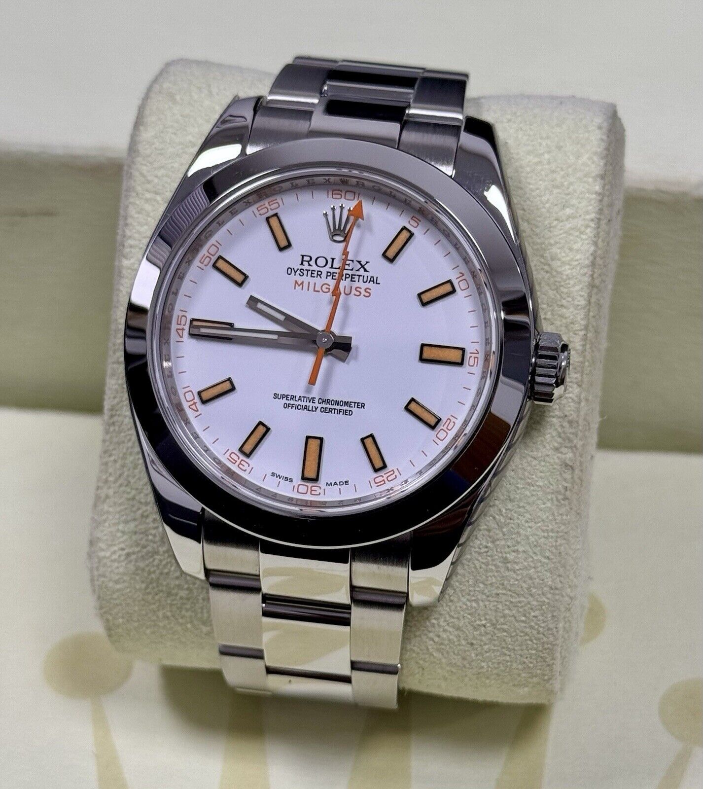 Rolex Milgauss White Dial 116400. 2008 Full Set. Rolex Service 2024 Stickers