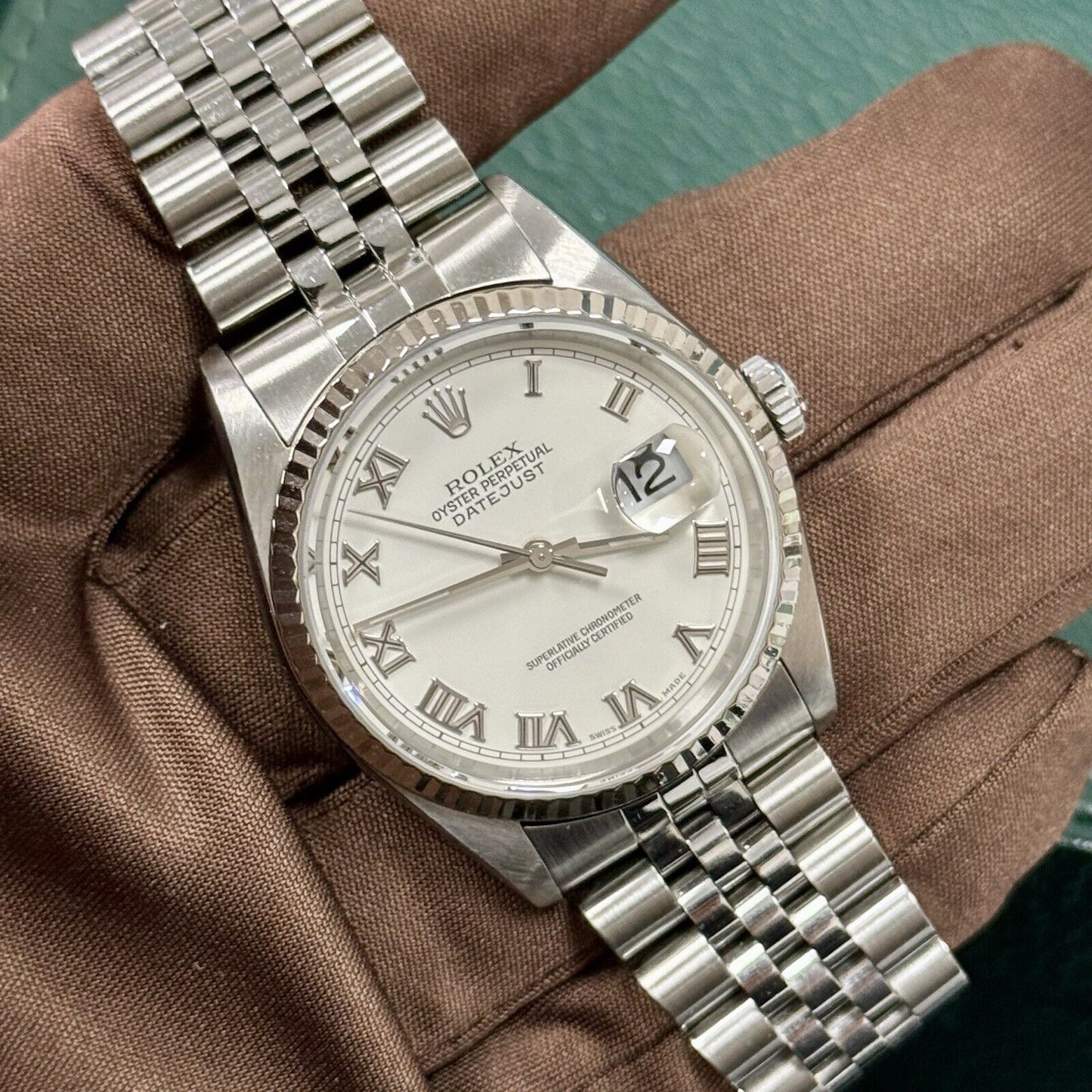 Rolex Datejust 36 16234 Steel. White Roman Dial. 2004 Y Serial Box + Papers