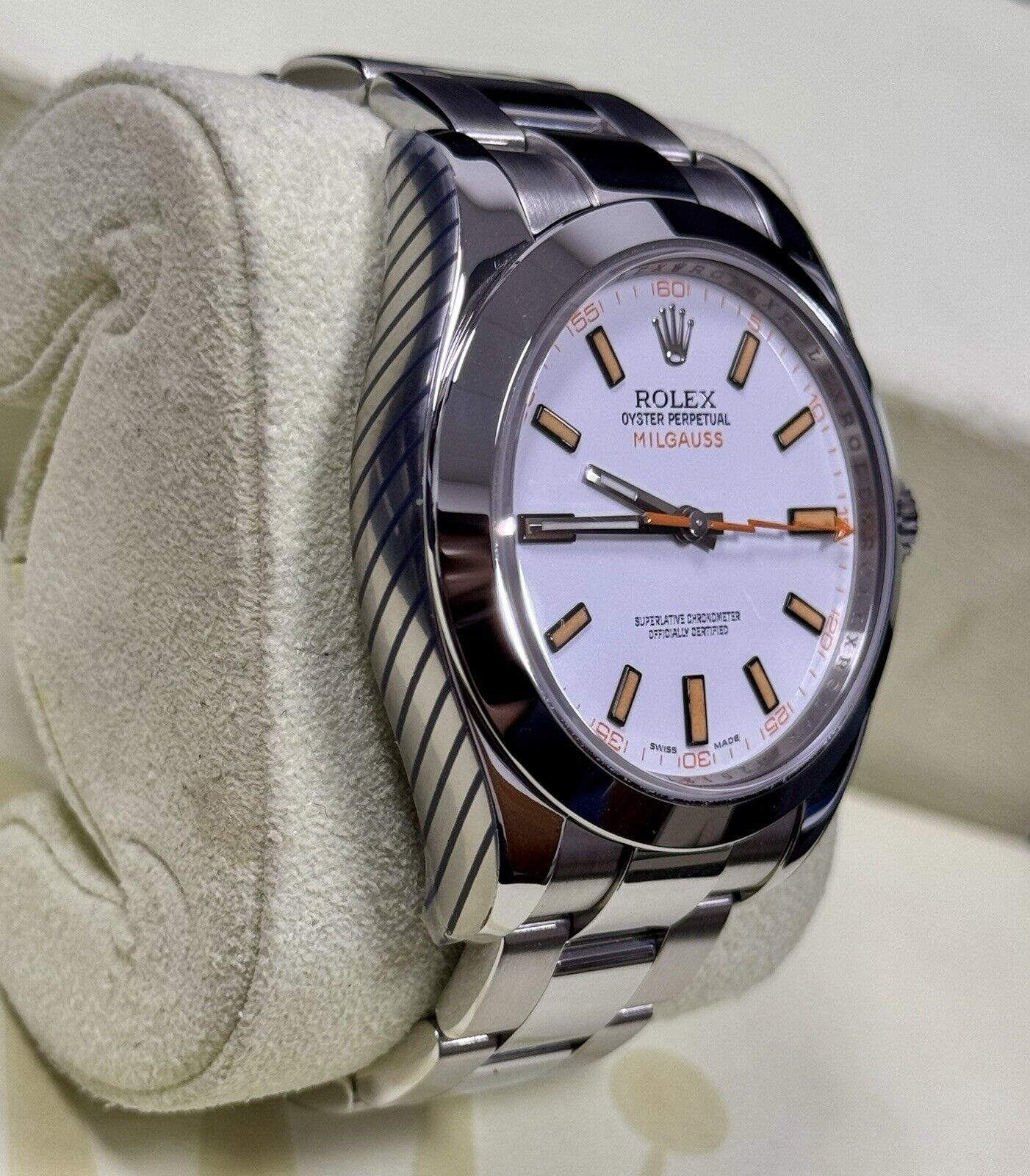 Rolex Milgauss White Dial 116400. 2008 Full Set. Rolex Service 2024 Stickers