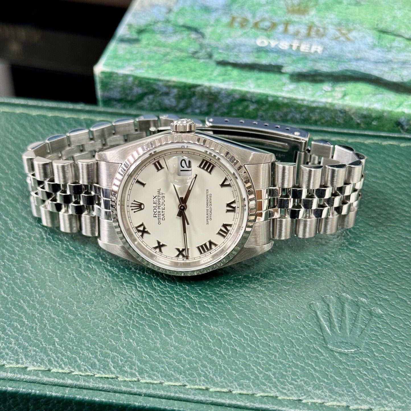 Rolex Datejust 36 16234 Steel. White Roman Dial. 2004 Y Serial Box + Papers