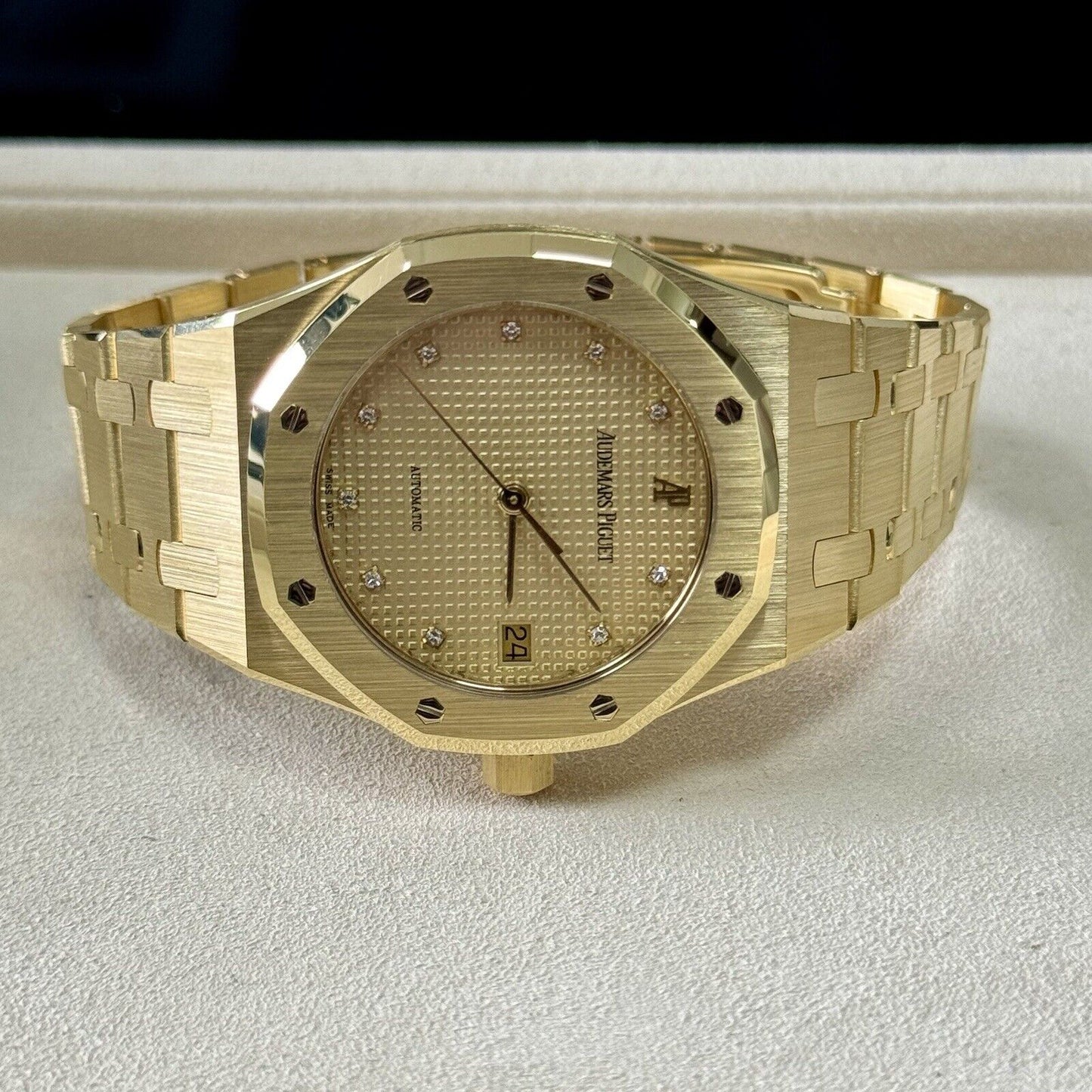 Audemars Piguet Royal Oak 36mm Automatic Yellow Gold. 14790BA Diamond 2006