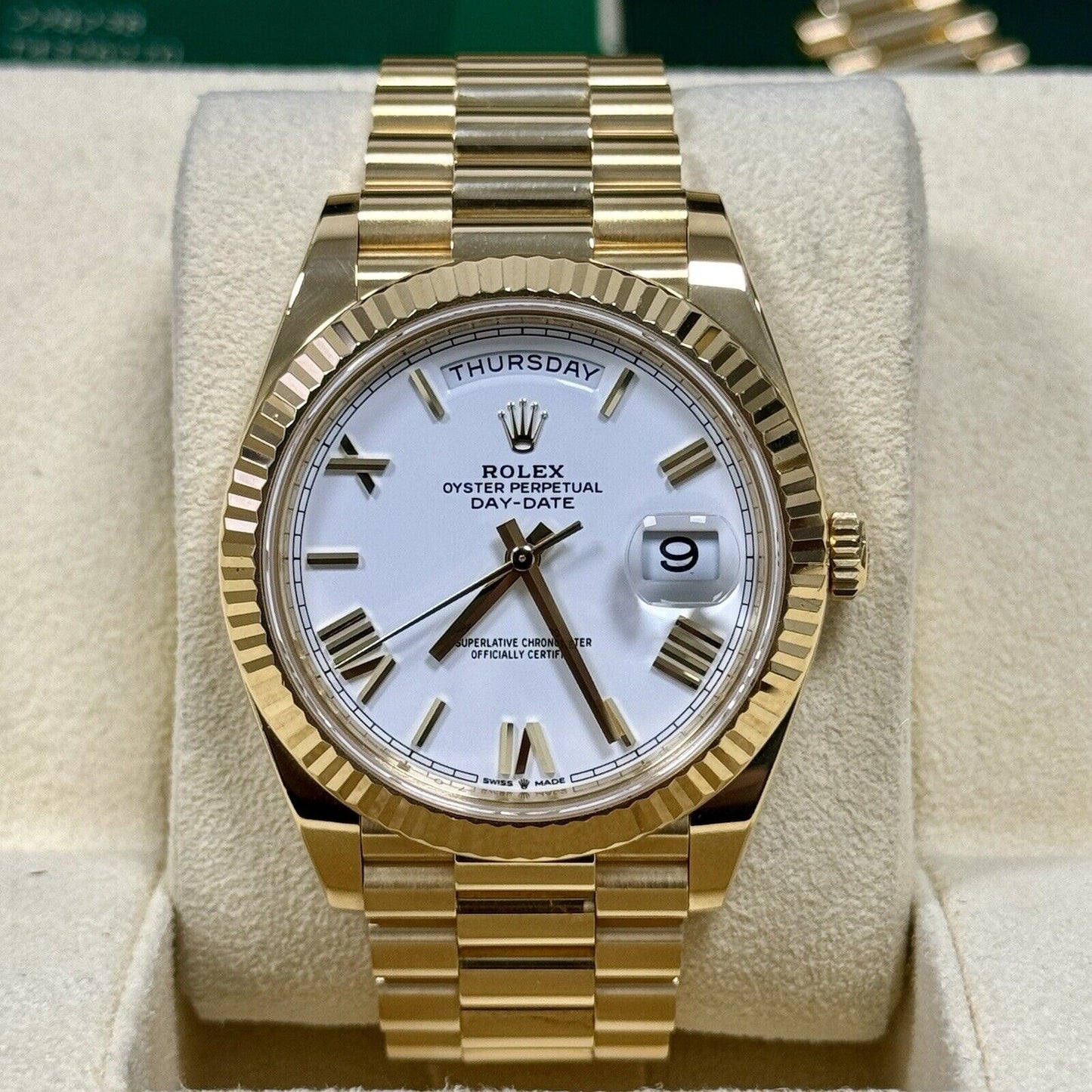 Rolex Day-Date 40 Men’s Watch 40mm. 228238. White Roman Dial. 2021 Full Set