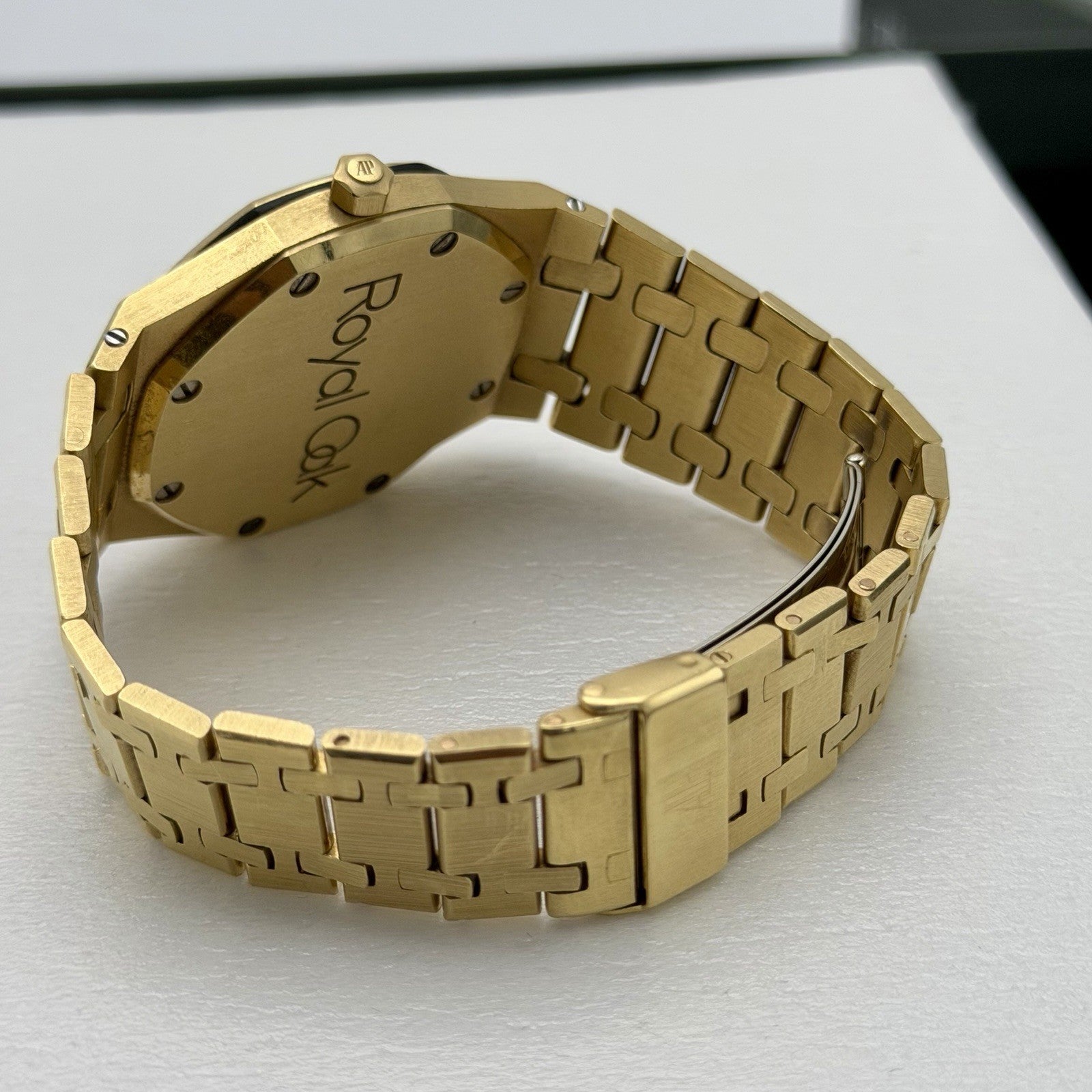 47393728