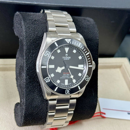 Tudor Pelagos 39mm 25407N Titanium . RRP £4,040 Brand New 2024 Stickers Full Set