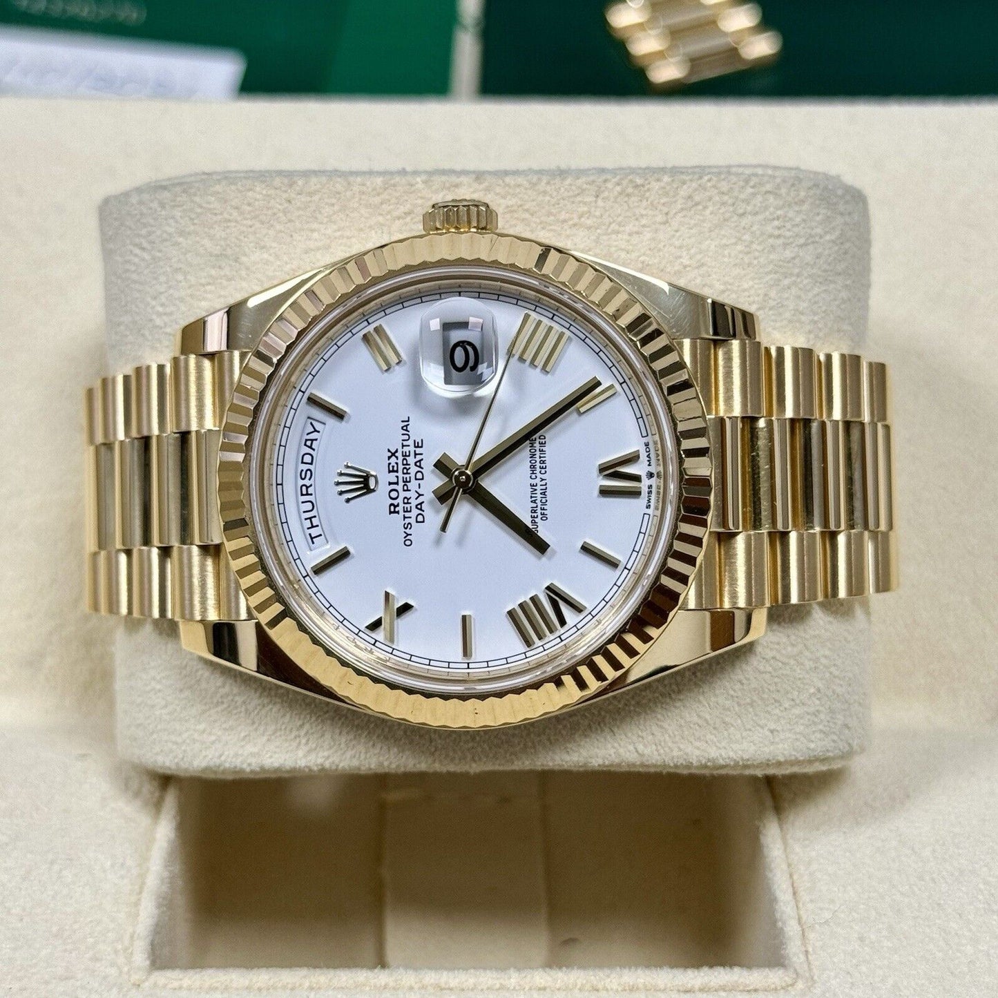 Rolex Day-Date 40 Men’s Watch 40mm. 228238. White Roman Dial. 2021 Full Set