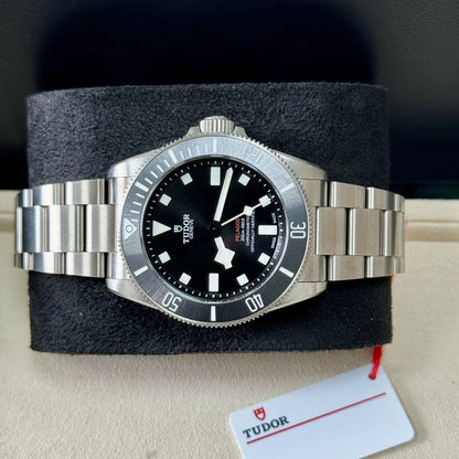 Tudor Pelagos 39mm 25407N Titanium . RRP £4,040 Brand New 2024 Stickers Full Set