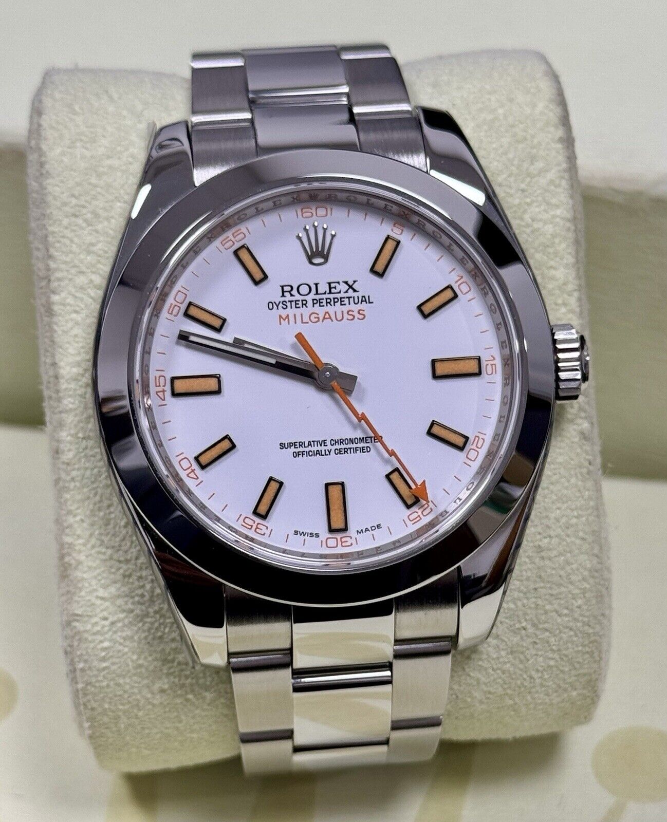 Rolex Milgauss White Dial 116400. 2008 Full Set. Rolex Service 2024 Stickers