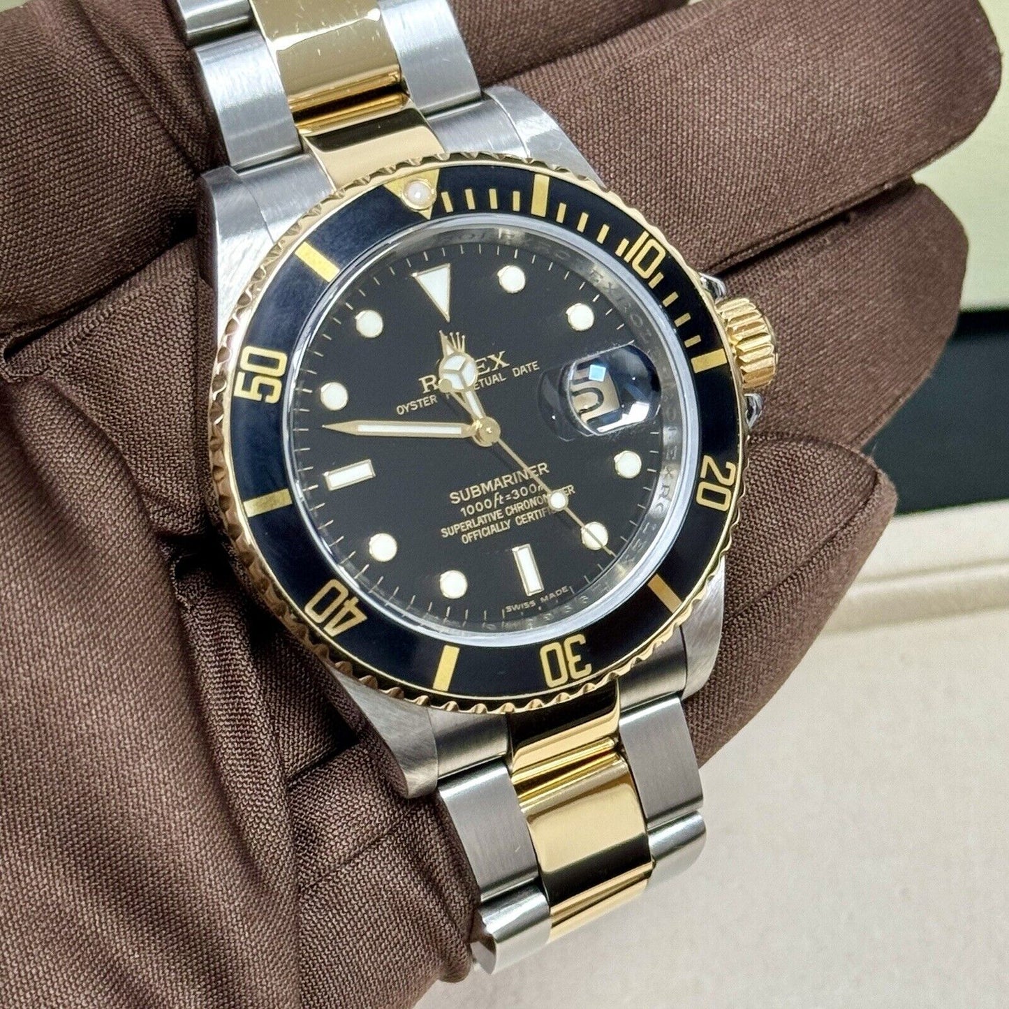 Rolex Submariner 16613LN Steel + Gold. 2007 Full Set Box Papers, Engraved Rehaut