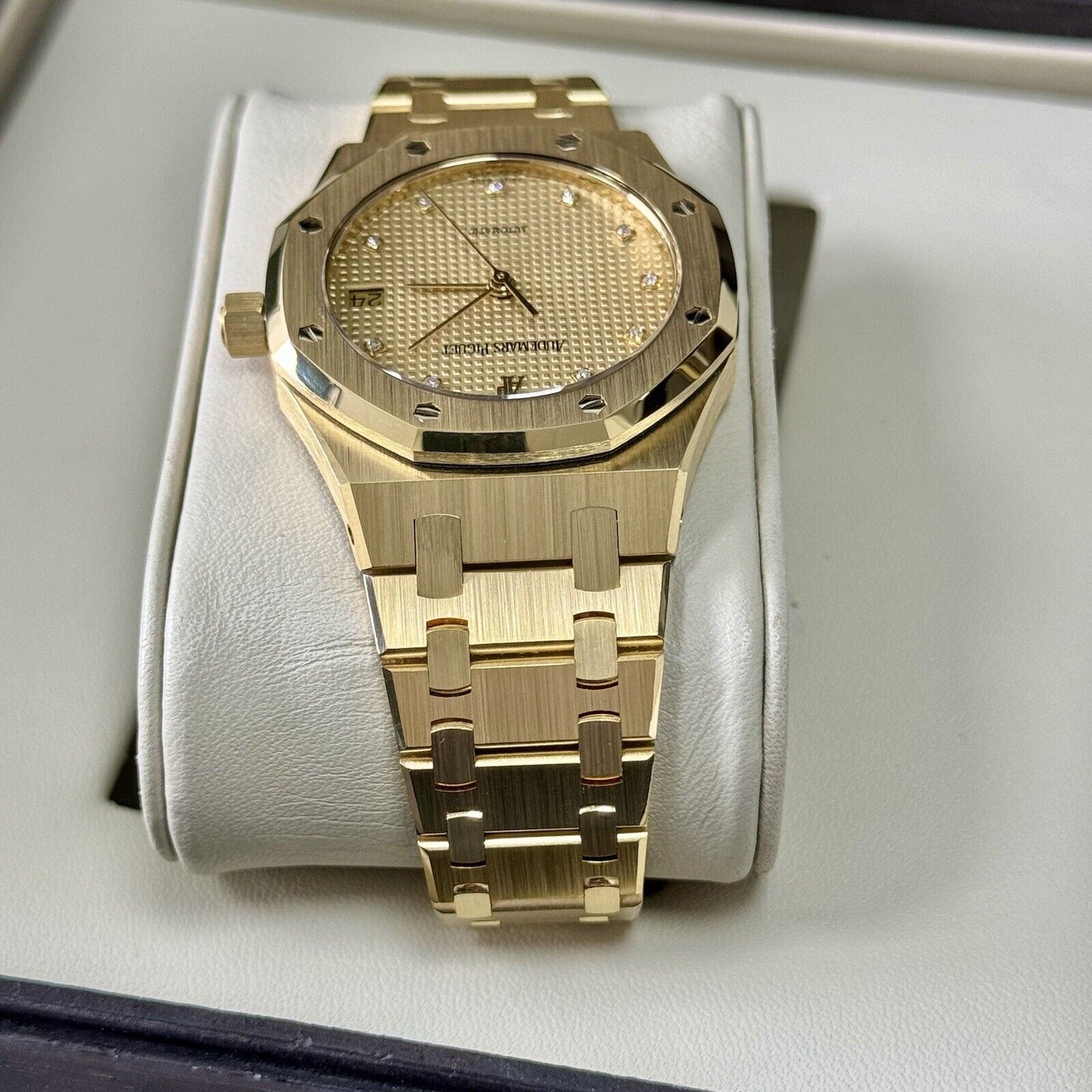 Audemars Piguet Royal Oak 36mm Automatic Yellow Gold. 14790BA Diamond 2006