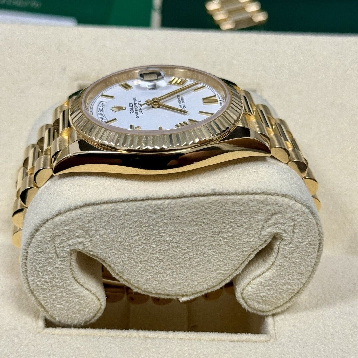 Rolex Day-Date 40 Men’s Watch 40mm. 228238. White Roman Dial. 2021 Full Set