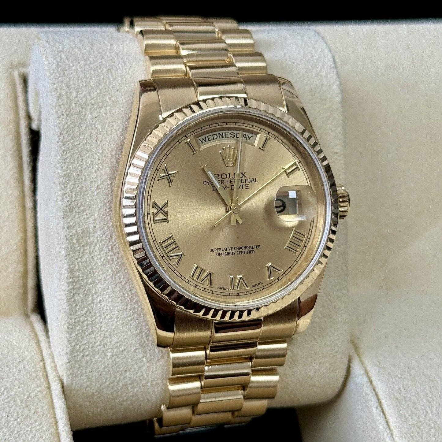 Rolex Day Date 118238 36mm 18ct Yellow Gold. 2002 Roman Champagne Box + Papers