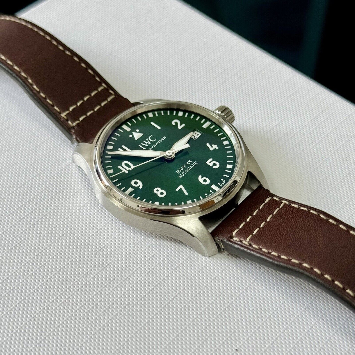 IWC Pilots Watch MK XX IW328205 Green Dial. 2024 Brand New Full Set. RRP £5050