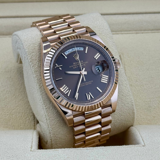 Rolex Day Date 40 Rose Gold Chocolate Roman. 2023 Full Set