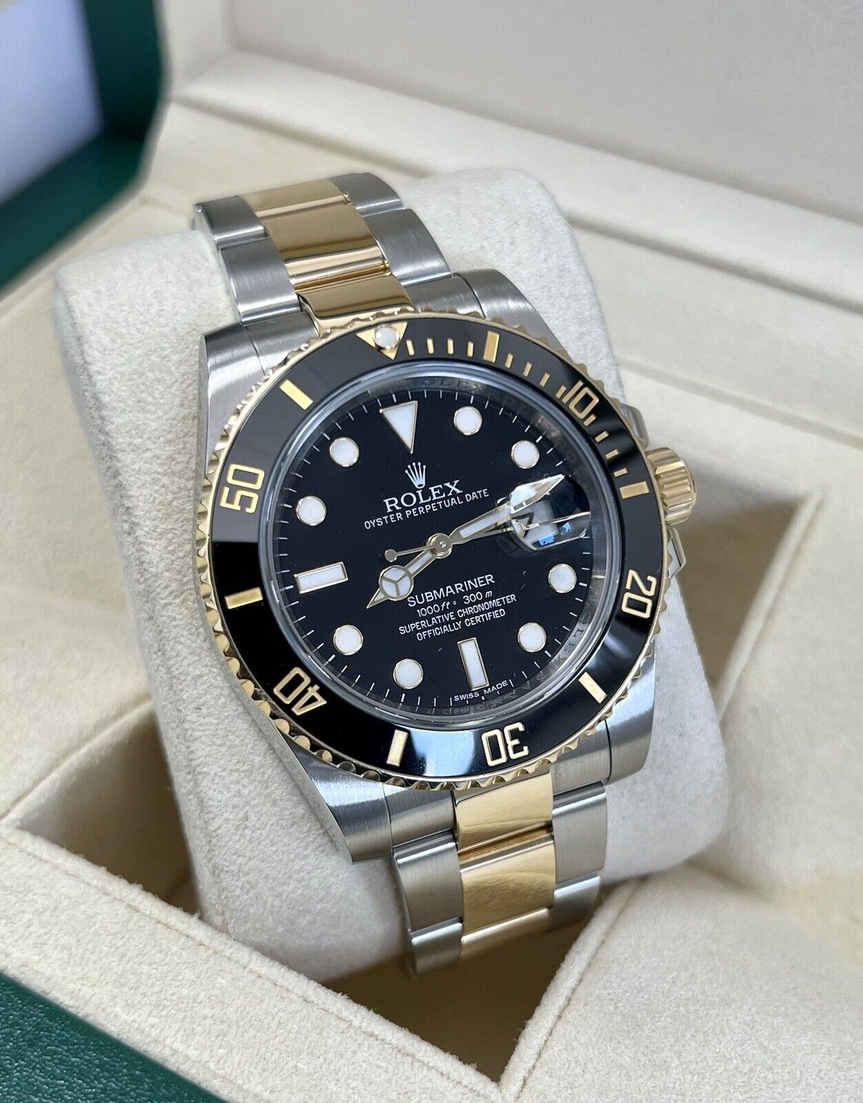 Rolex Submariner 116613LN Black Kit Gold. 40mm Box & Papers 2015. Immaculate