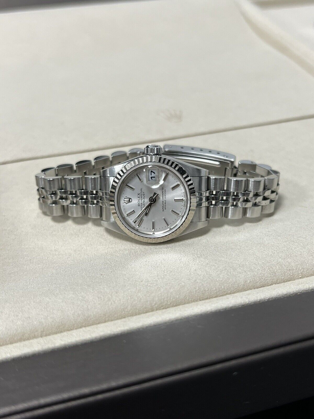 Rolex Ladies Datejust 79174 Watch. Steel / White Gold Bezel 26mm,  Box Papers