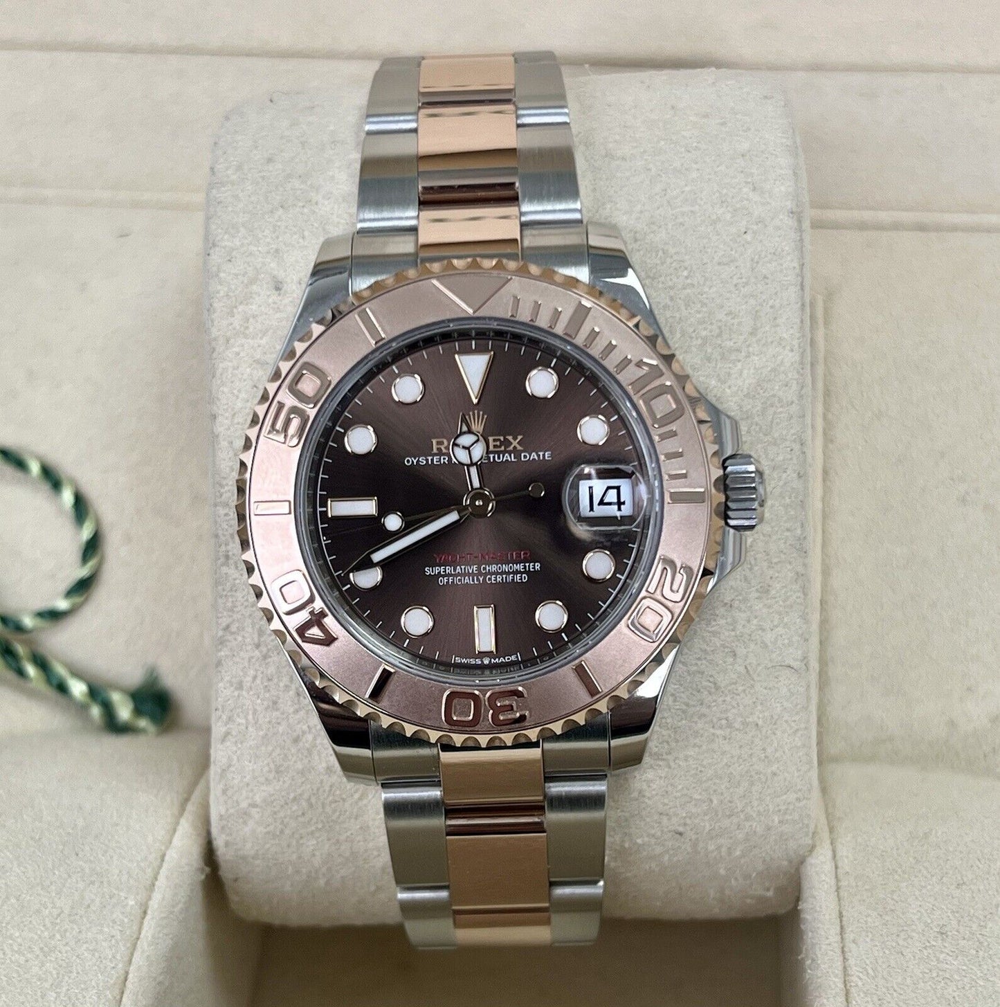 Rolex Yachtmaster 37 Chocolate 268621. Steel & Rose Gold. 2022 Box Papers Ladies