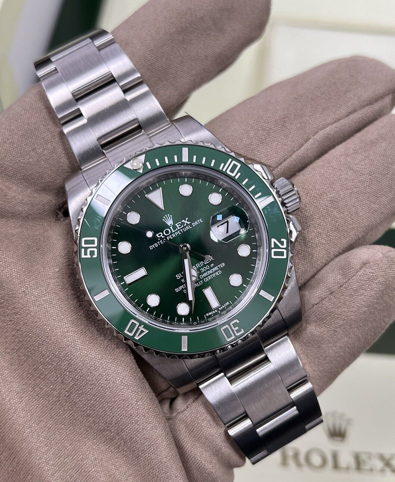 Rolex Submariner Hulk 40mm 116610LV. 2014 Box & Papers & 2022 Service Papers.