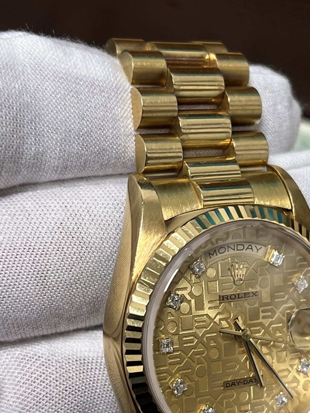 Rolex Day Date Presidential Gold 18238 Factory Diamond Dial Unpolished Full Set