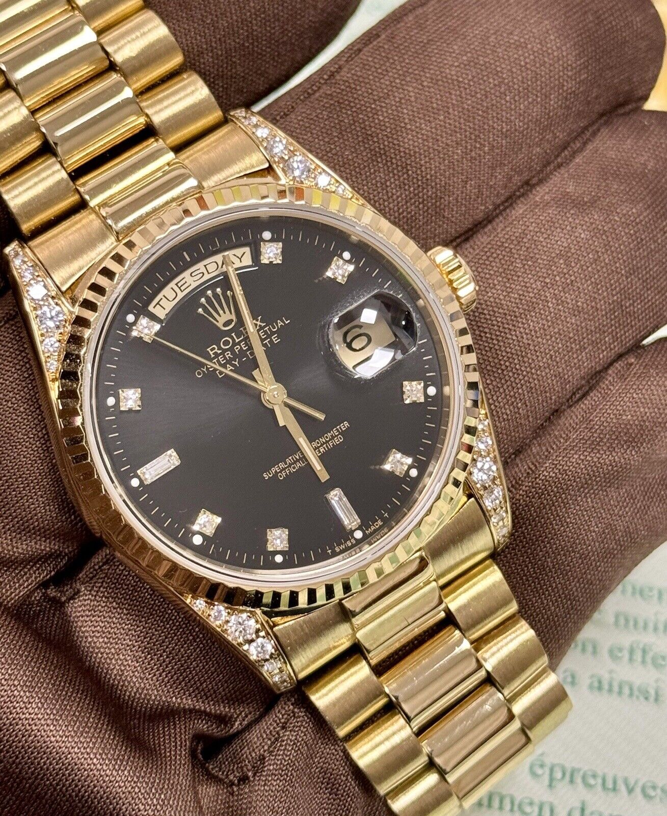 Rolex Day Date 36mm 18338. Factory Diamond Shoulders & Dial. 1995 Box & Papers