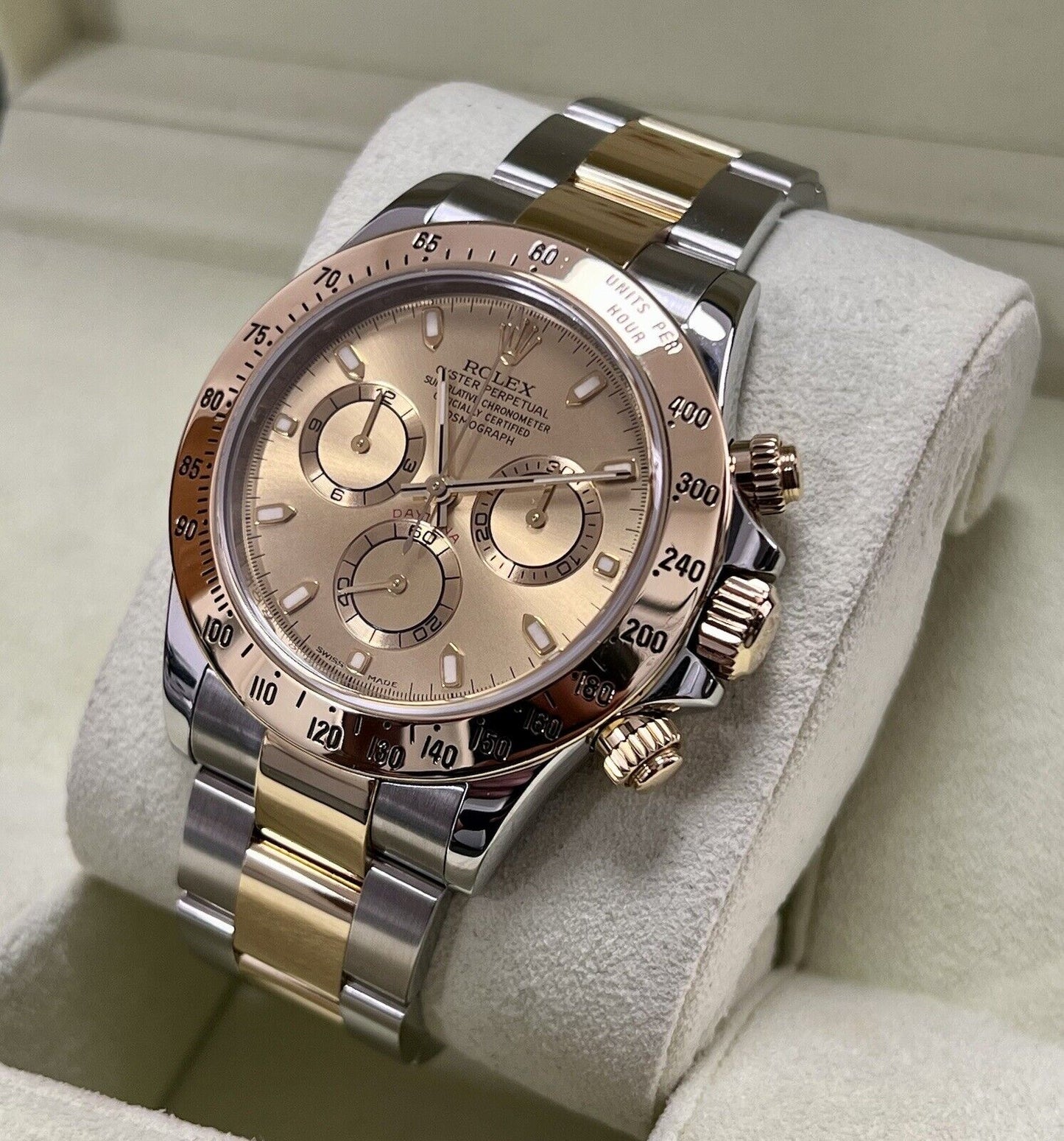 Rolex Daytona 116523 Steel & Yellow Gold. Champagne Dial. 2010 Box & Papers