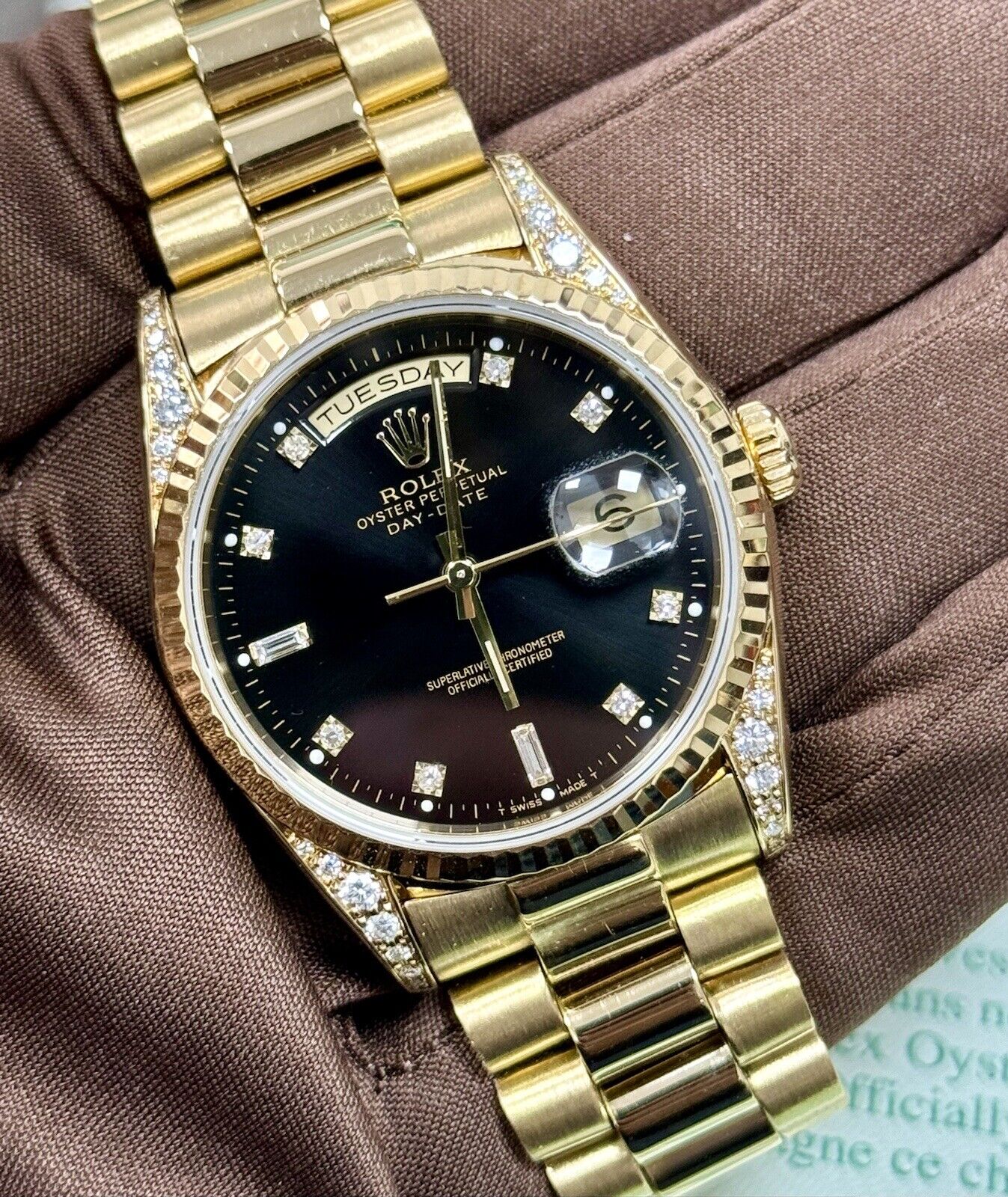 Rolex Day Date 36mm 18338. Factory Diamond Shoulders & Dial. 1995 Box & Papers