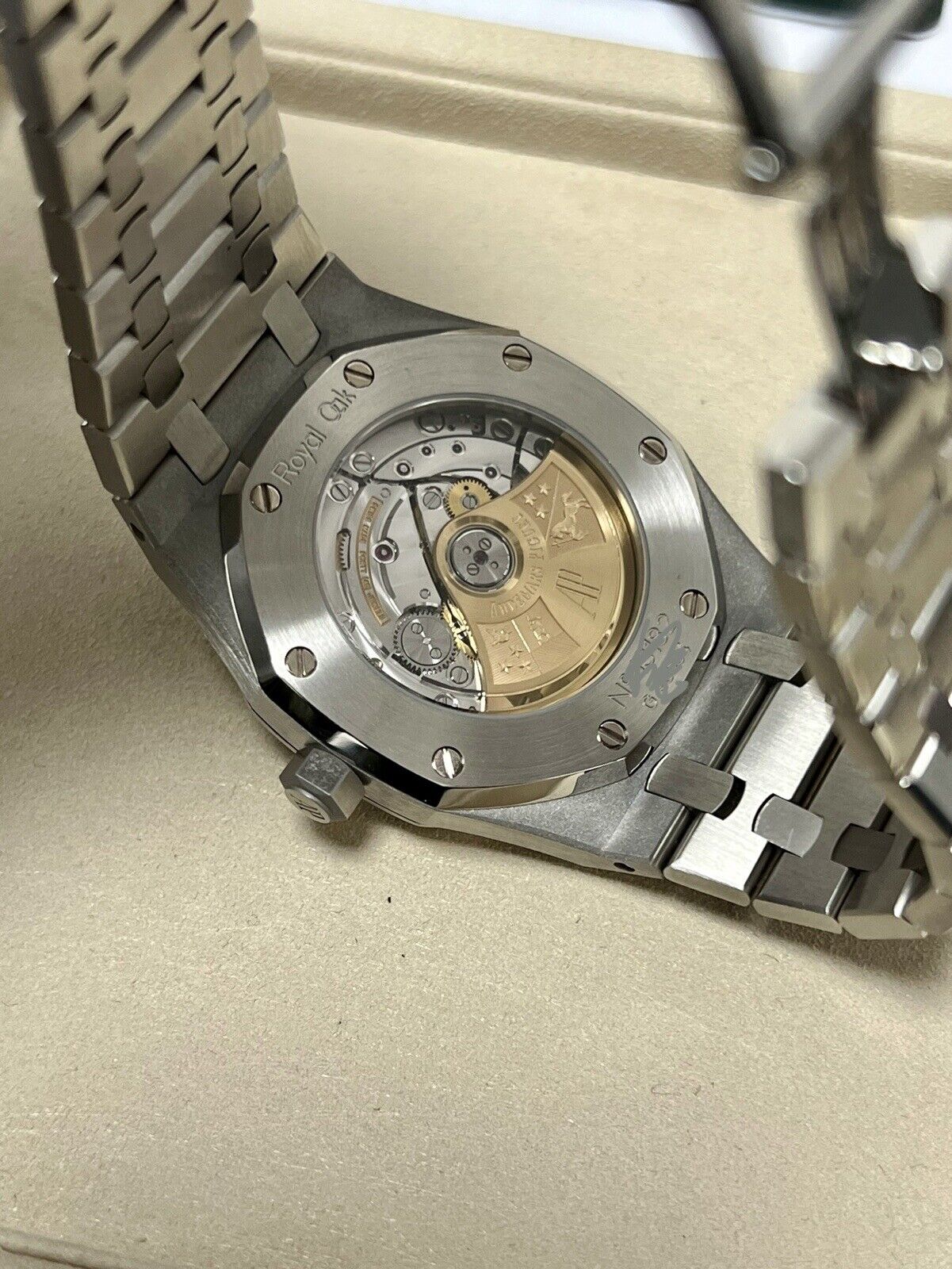 Audemars Piguet Royal Oak 15300ST White. 2010. 39mm. Recent £2.5k AP Service.