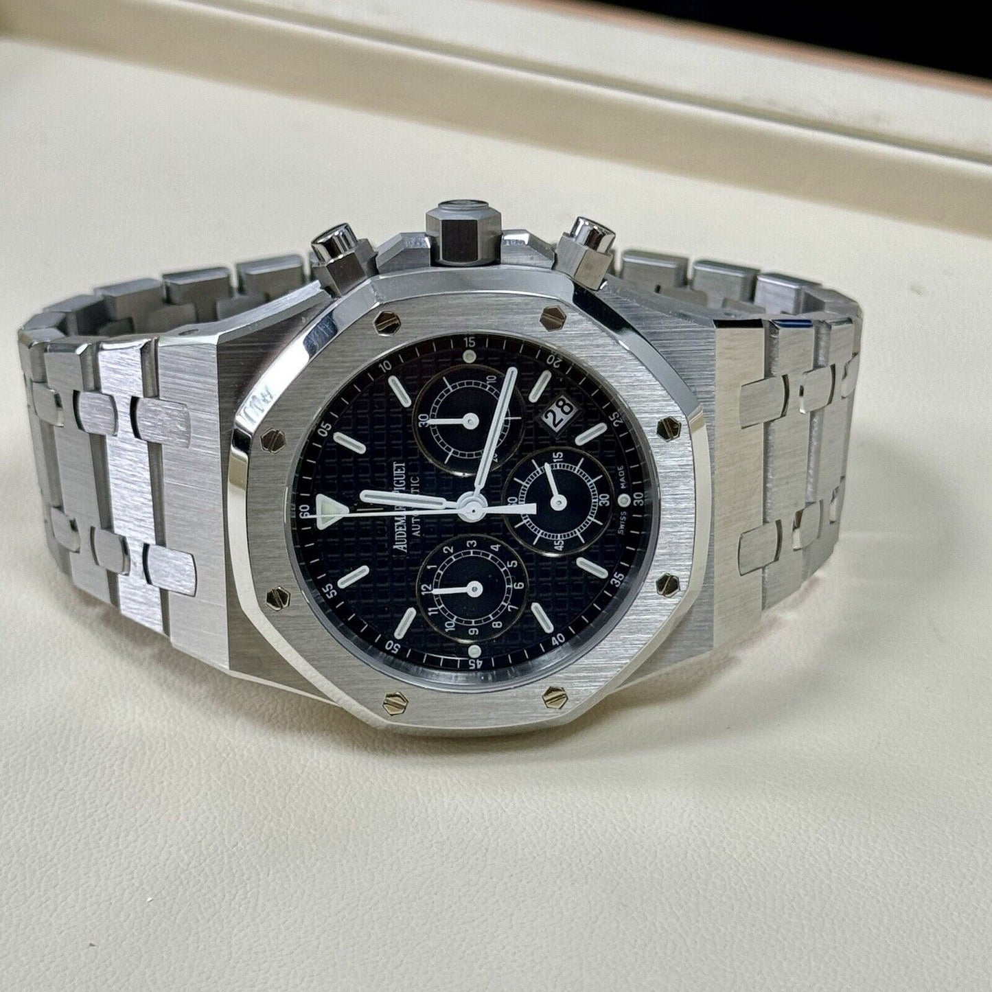 Audemars Piguet 39mm Royal Oak Chronograph 25860ST. 2004 Black Dial Serviced