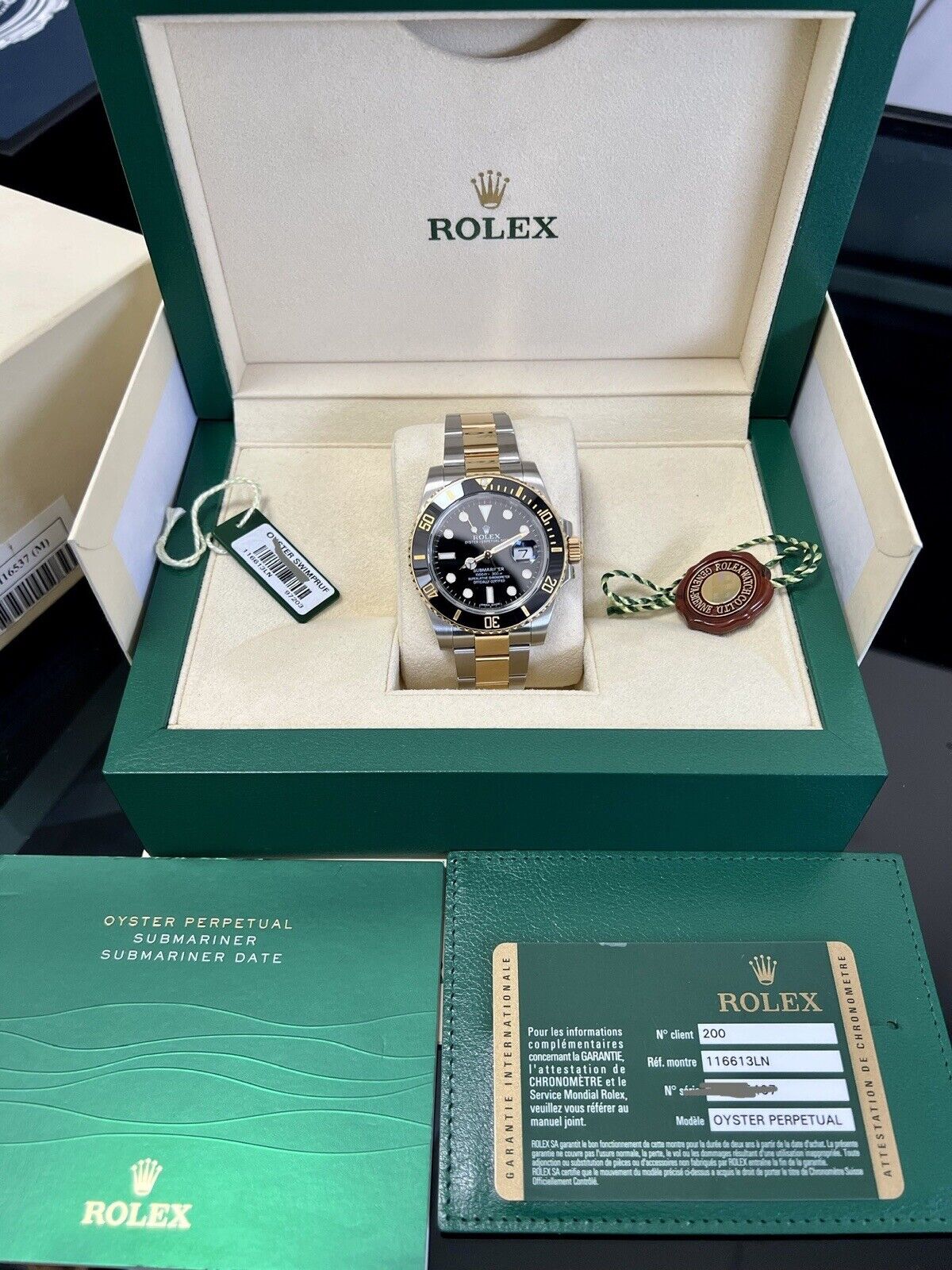 Rolex Submariner 116613LN Black Kit Gold. 40mm Box & Papers 2015. Immaculate