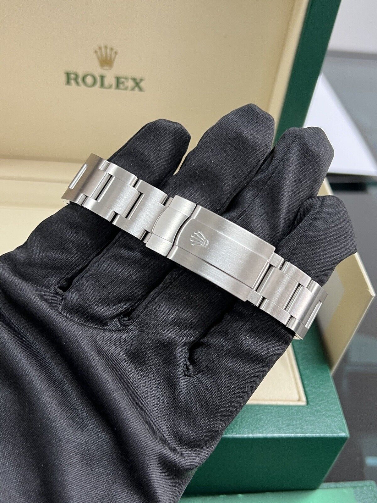 Rolex Oyster Perpetual 41 Tiffany Dial - 124300 - Immaculate, Full Set. 2021