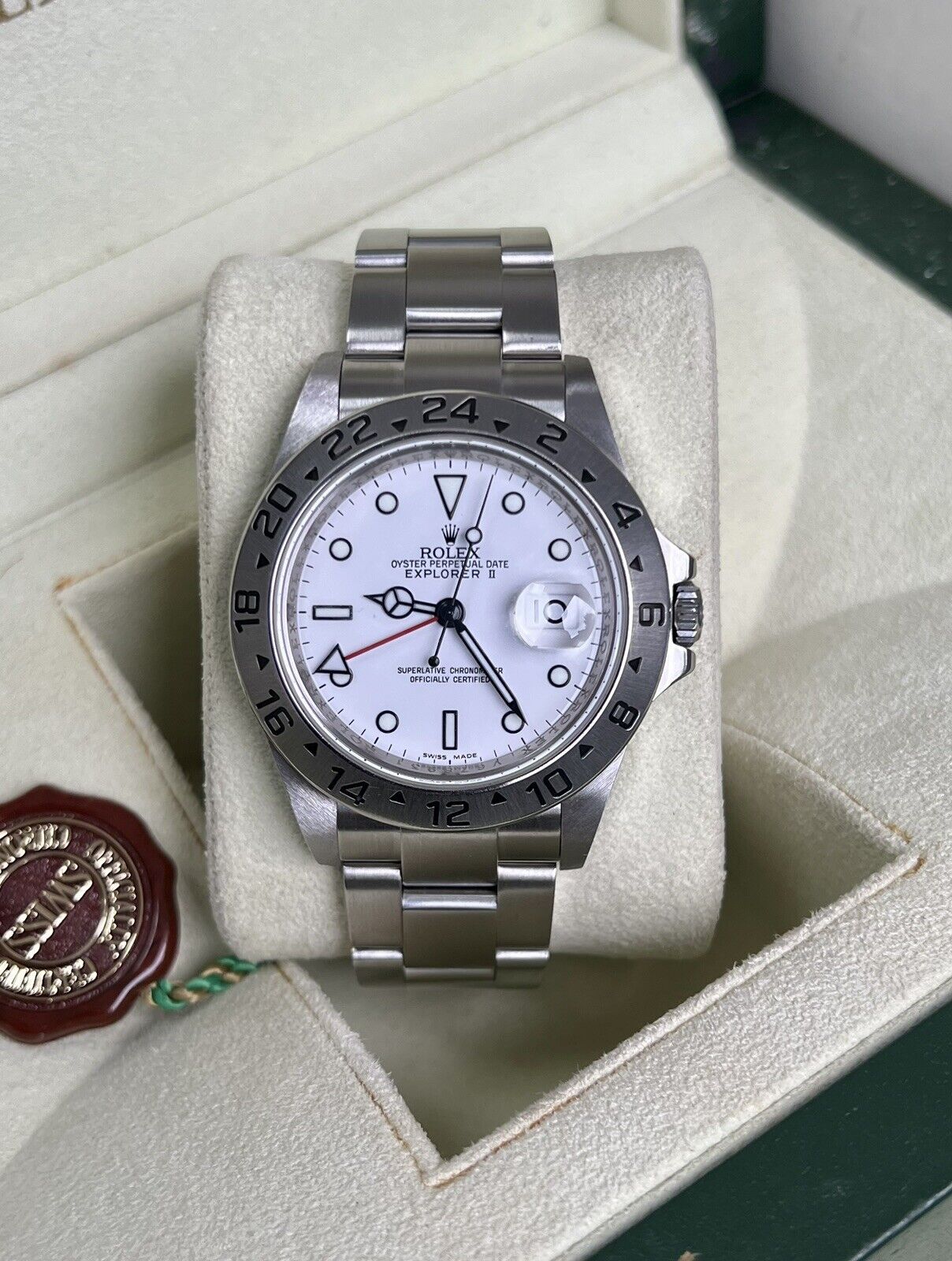 Rolex Explorer 16570 Polar White Dial. 2013 Unpolished Full Set, 3186 Movement.