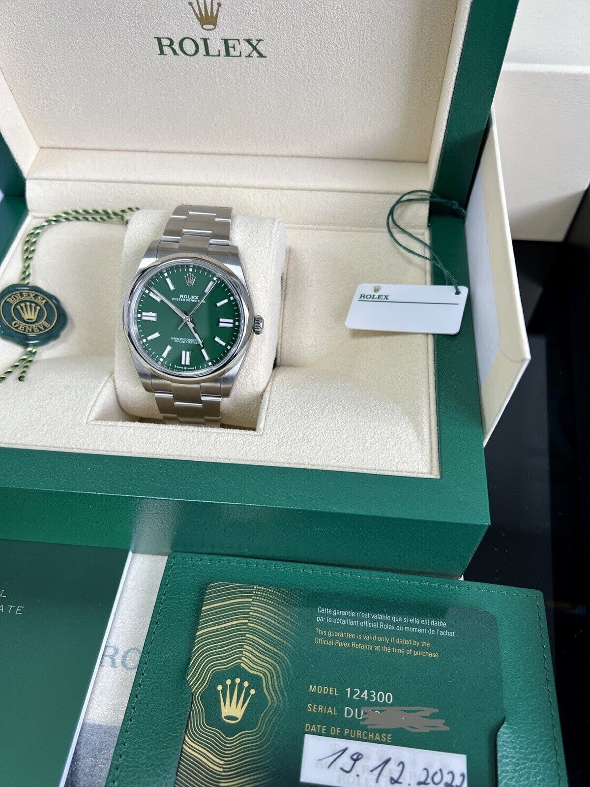 Rolex box best sale with papers