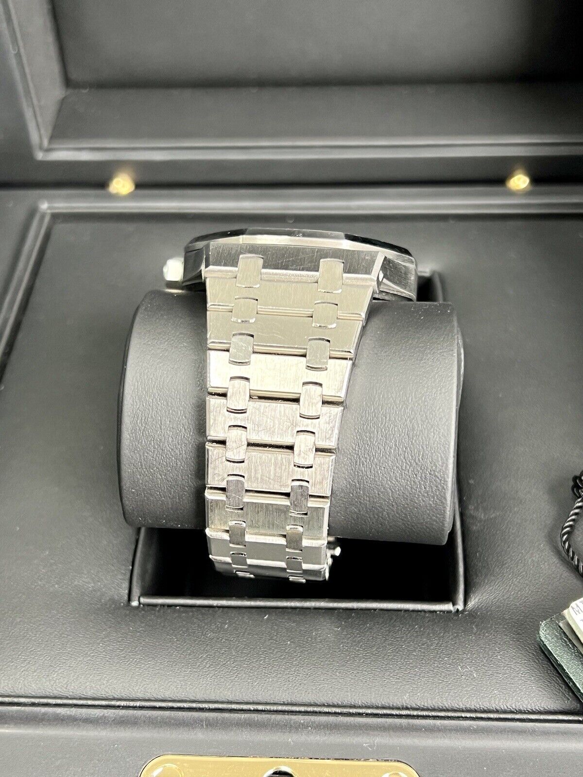 Audemars Piguet Royal Oak 15400ST White Dial. 2017. 41mm. Extract From Archives