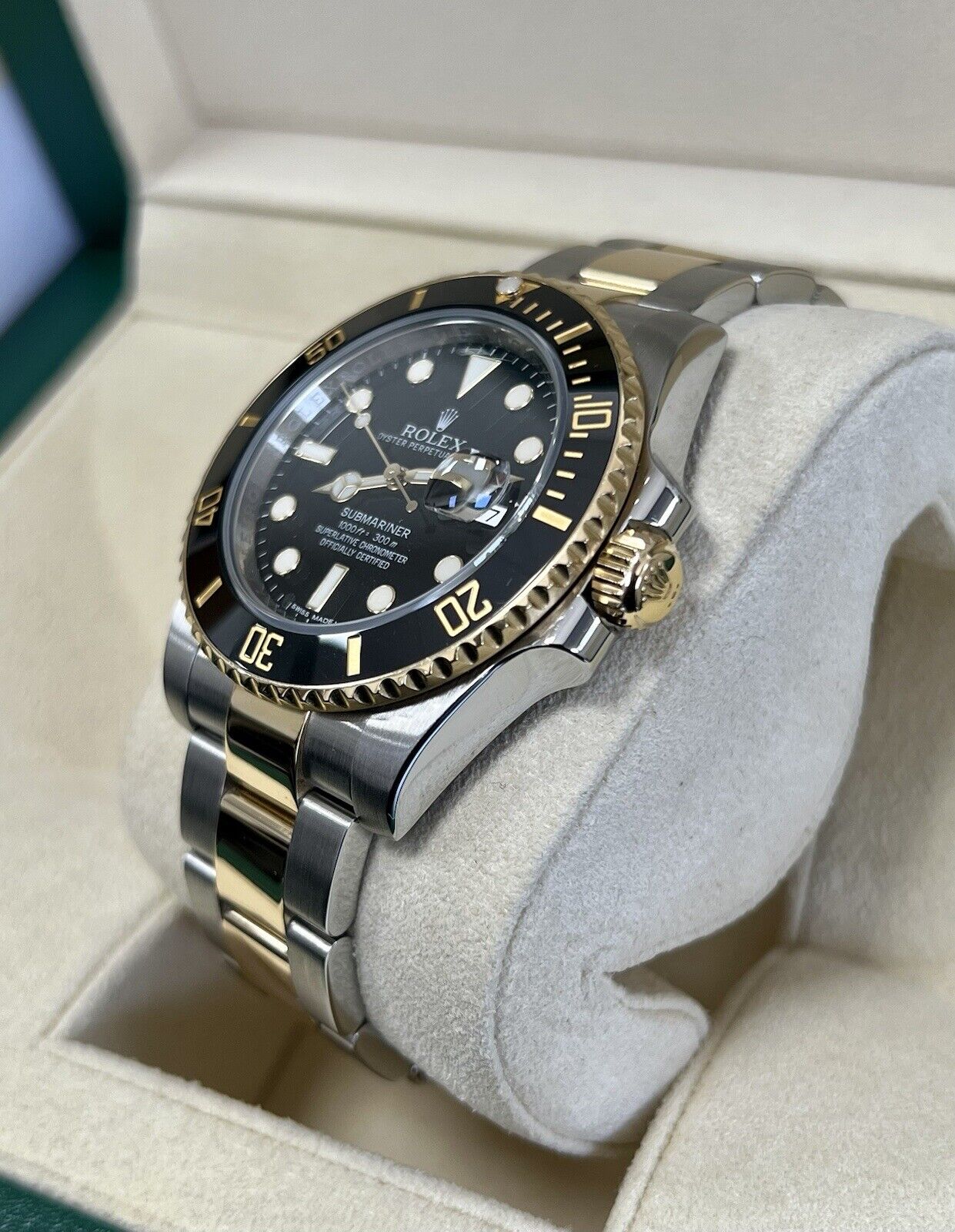 Rolex Submariner 116613LN Black Kit Gold. 40mm Box Papers 2015